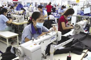 Phóng sự: Nỗ lực đào tạo kỹ sư bán dẫn vượt khó vươn lên